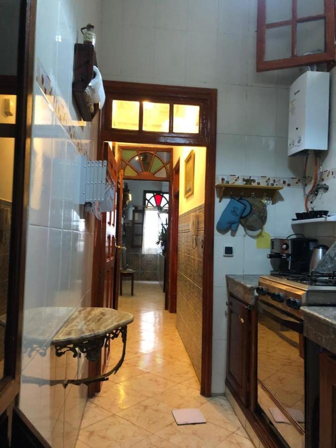 Appartement Meuble 5 Personnes En Plein Centre Ville Rabat Buitenkant foto